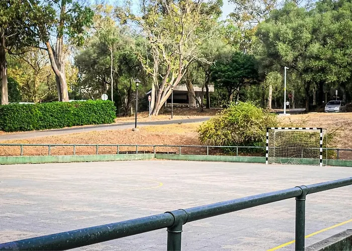 Campeggio Lisboa Bungalows 4*