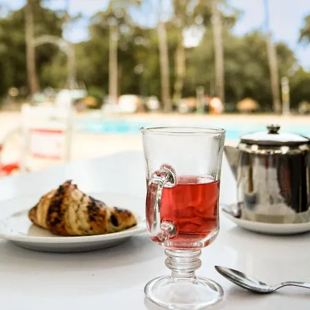 אתר קמפינג Lisboa Bungalows ליסבון