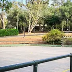 Parque de Campismo Lisboa Bungalows 4*